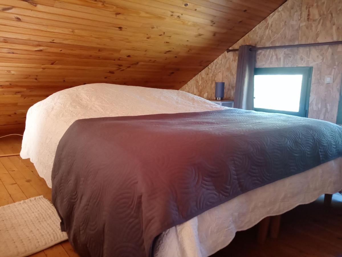 En Foret, Brame Du Cerf Chalet